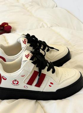 苹果低帮小白鞋子女款2025夏季透气百搭韩系休闲学生厚底运动板鞋