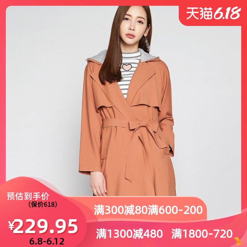 【断码M】艾格春季女装时尚百搭系带中长款纯色连帽风衣W952