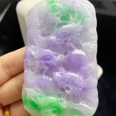 春带彩翡翠处理龙行天下挂件