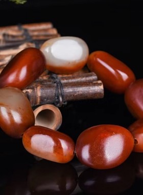 枣红皮红沁皮原石籽料带皮手串