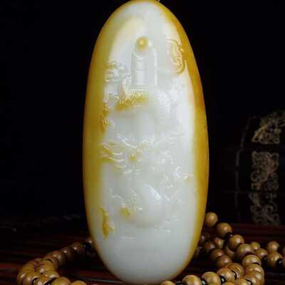 收藏级新疆和田玉生肖龙吊坠