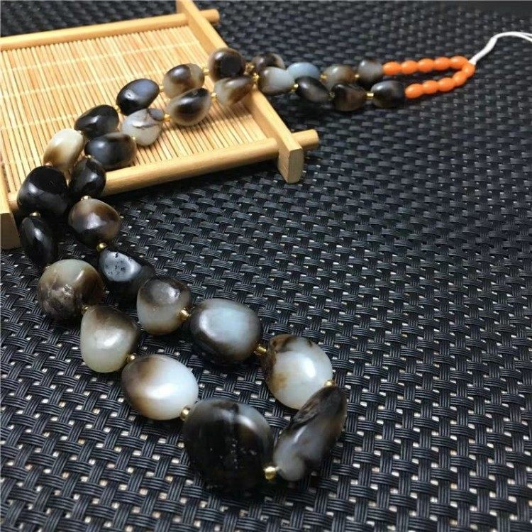 籽料原石项链时来运转新疆和田玉