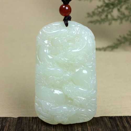 天然龙牌男女款项链新疆和田玉