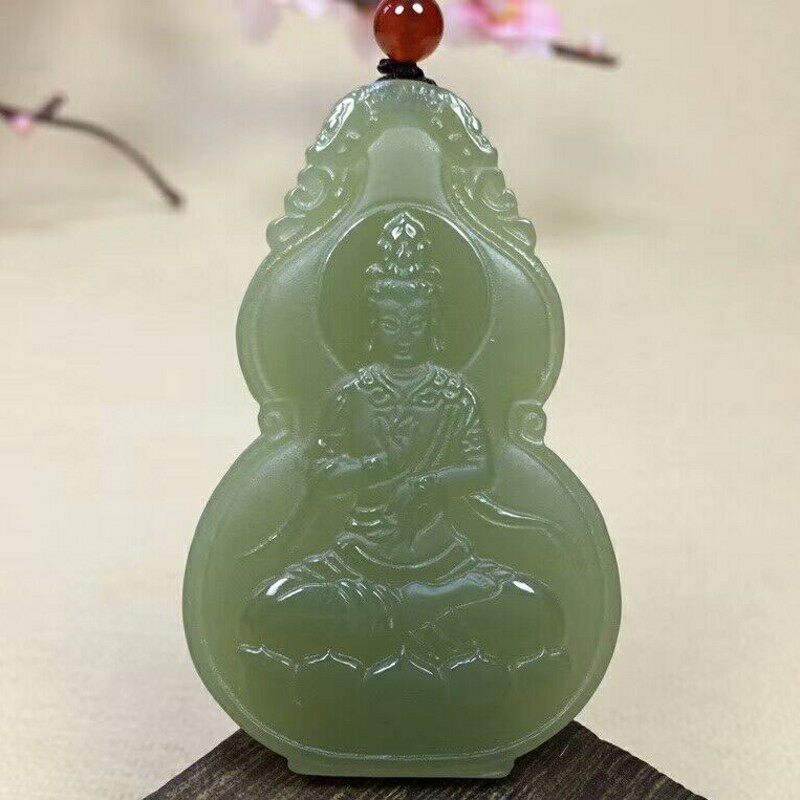 新疆和田玉湖水绿莲花观音吊坠