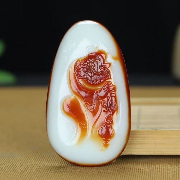保真新疆和田玉钟馗吊坠羊脂玉红沁皮籽料钟馗纳福挂件男女款玉坠