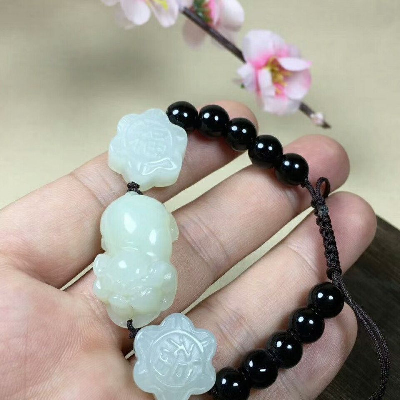 生肖猪男女款福字手串新疆和田玉