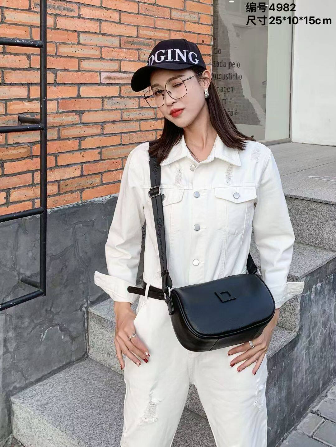 女包新款牛皮斜挎包软皮高品质纯色单肩斜挎百搭时尚休闲包多隔层