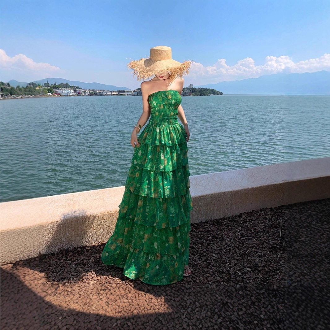 2026源头工厂跨境新品夏季多巴胺海边度假印花性感抹胸连衣裙荷叶