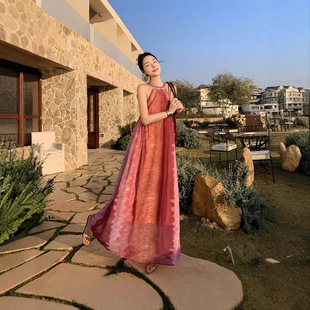 扎染连衣裙女海边度假名族风云南旅行穿搭珠片刺绣连衣裙