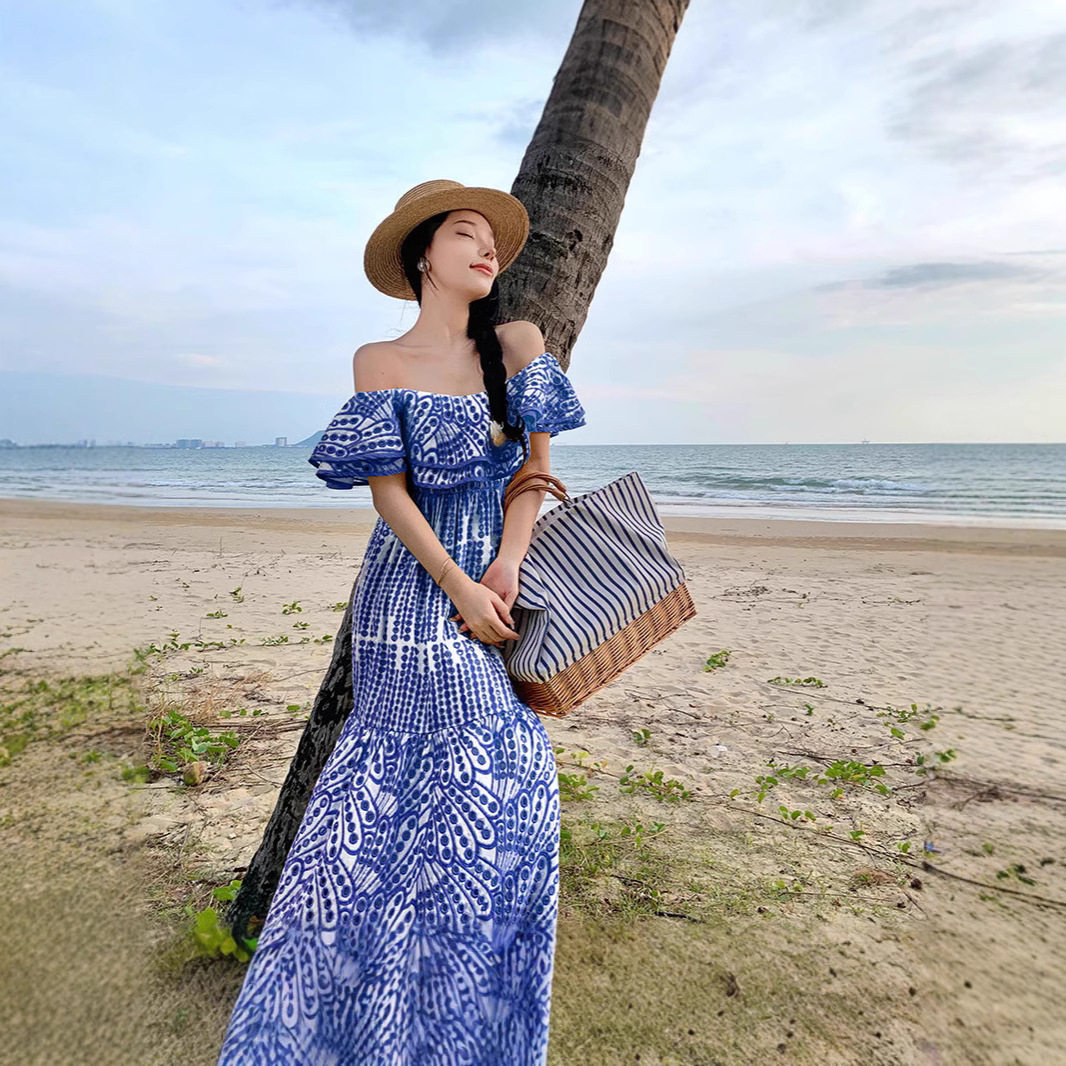 2026源头工厂法式刺绣镂空一字领抹胸露肩度假长裙