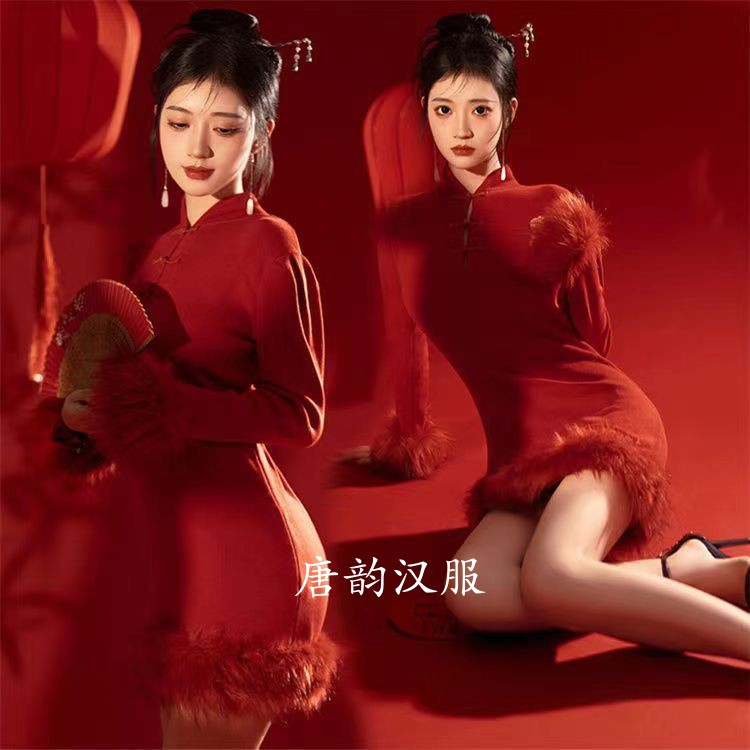 龙年写真主题服装中国复古旗袍