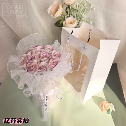 网红花束玫瑰花永生花束生日礼物送女朋友闺蜜高级感浪漫