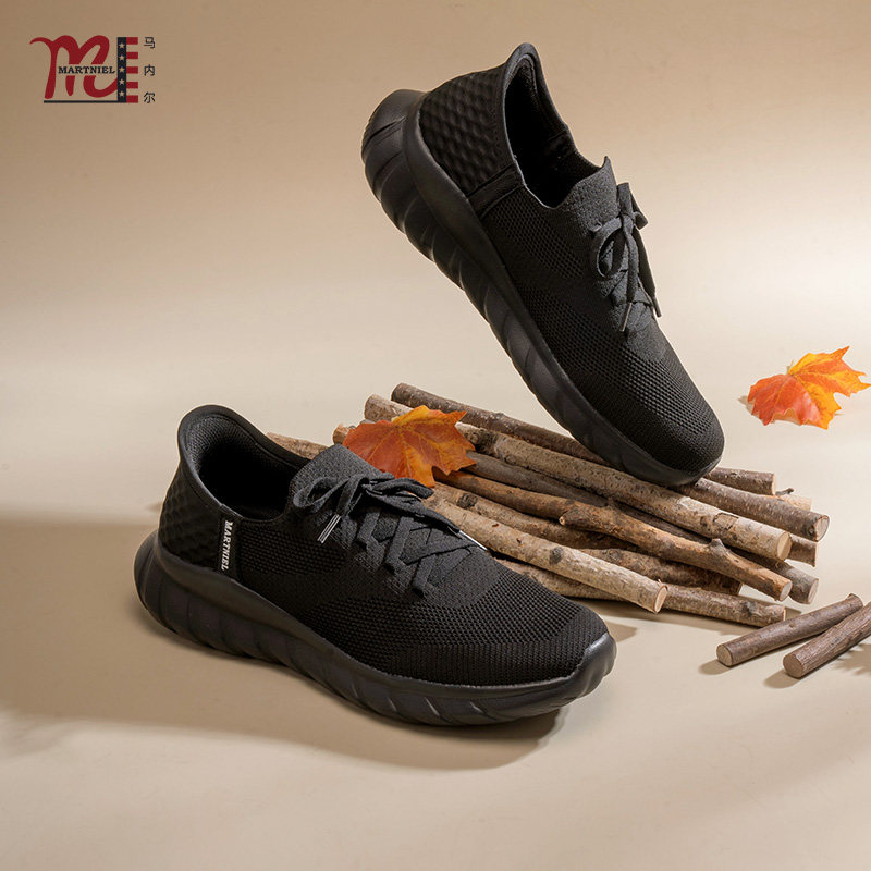 马内尔春夏一脚蹬飞织跑步鞋