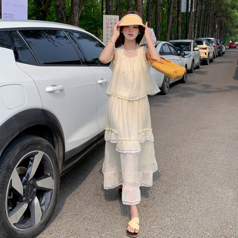米白色无袖蕾丝拼接木耳边半身裙两件套女2025年夏季新款时尚套装,女装套装/套裙,浙宝193A