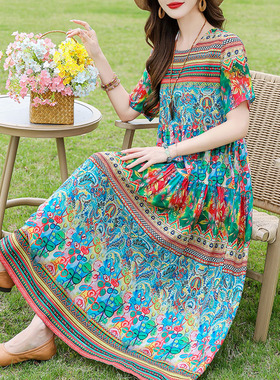 民族风复古碎花高腰显瘦连衣裙长裙棉绸大理丽江草原度假旅游拍照