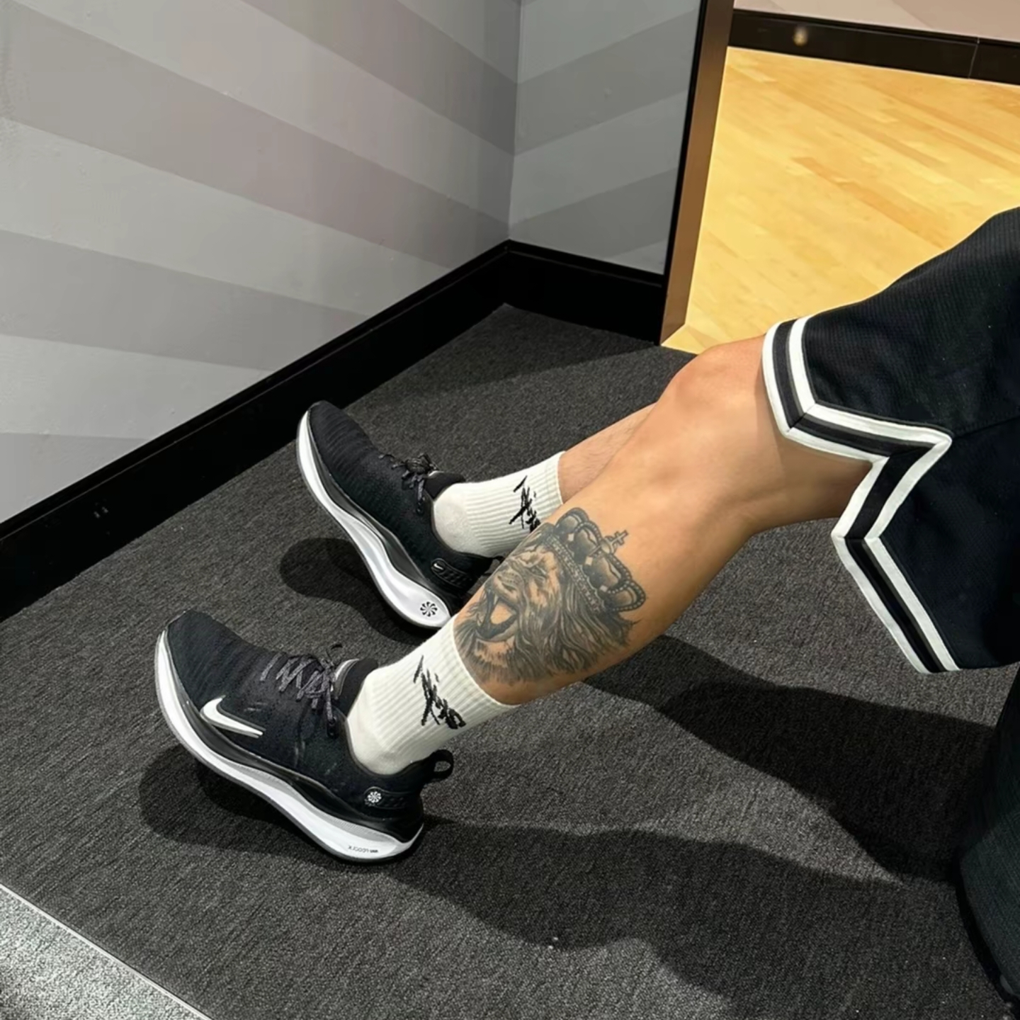 耐克React Infinity Rn Flyknit 4男低帮休闲跑步鞋FB2204 DR2665