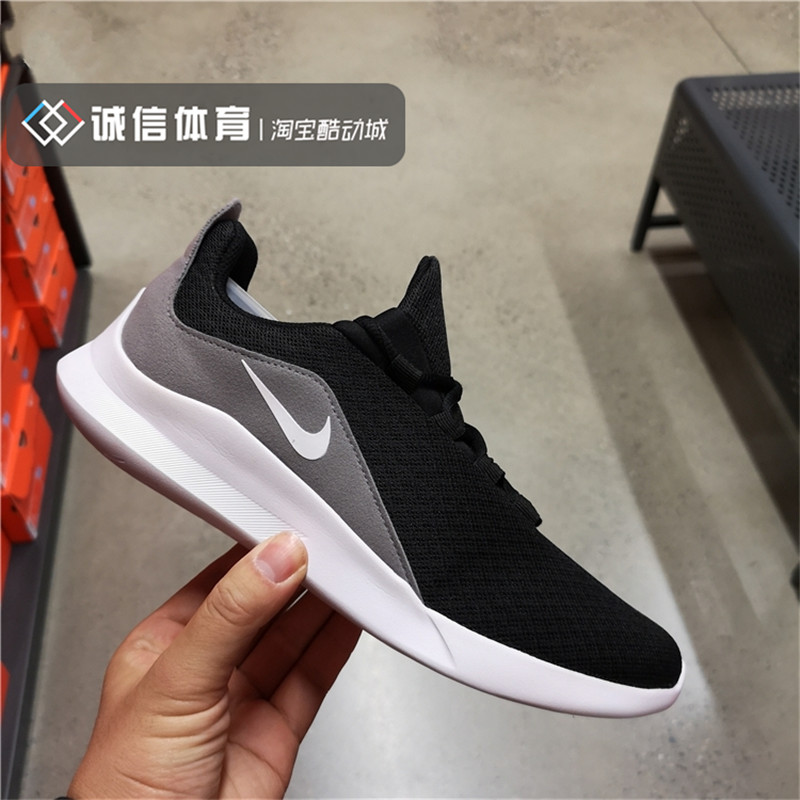 耐克平底轻便低帮运动鞋