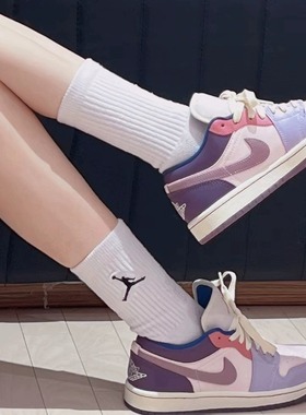 耐克Nike AJ1 女子粉紫色潮流复活节彩蛋低帮篮球鞋 DZ2768-651