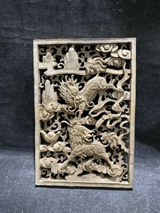 香樟木透雕麒麟祥瑞老木雕花板一块