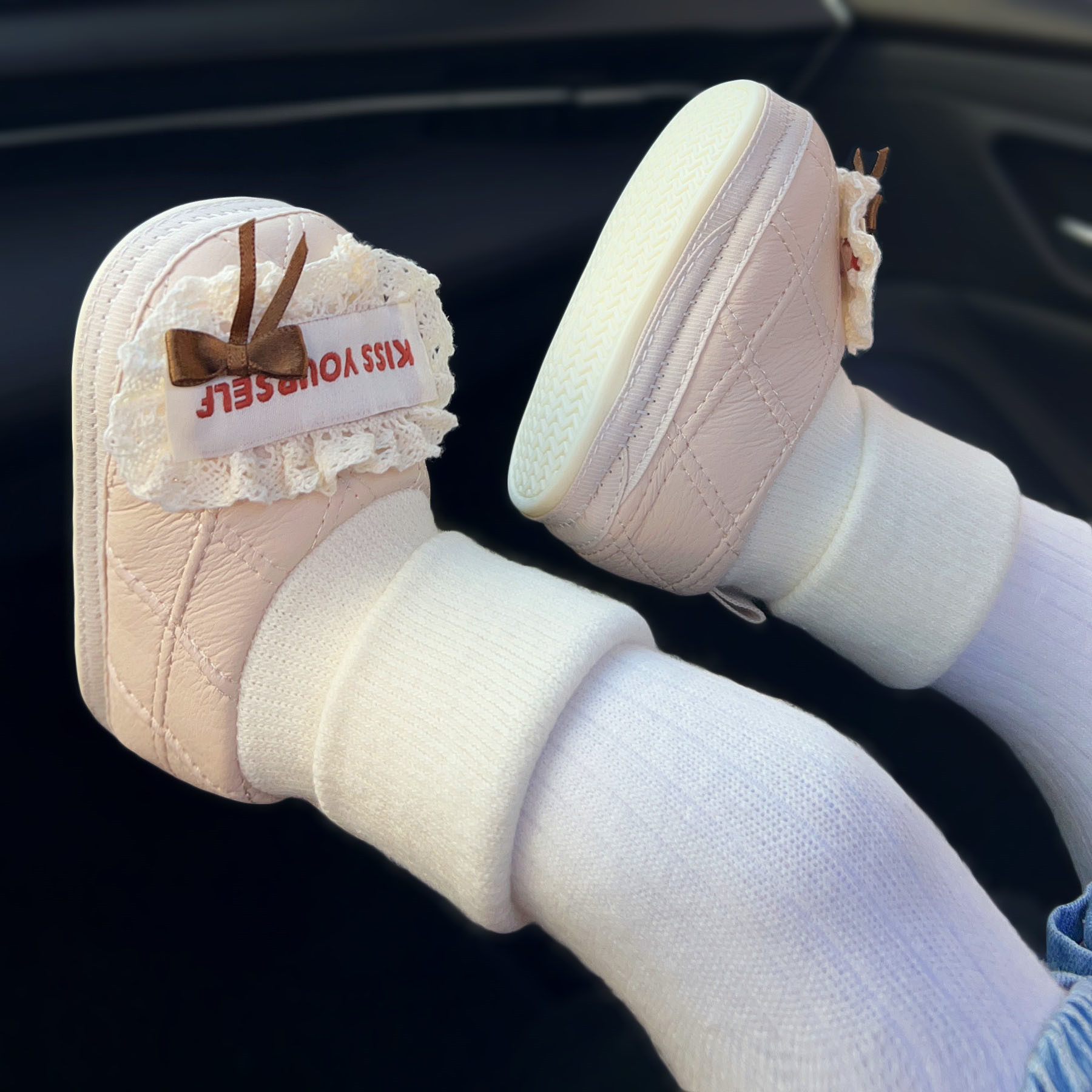 冬季婴儿鞋0-1岁宝宝软底防滑袜鞋3-9-12个月加绒学步鞋不掉棉鞋