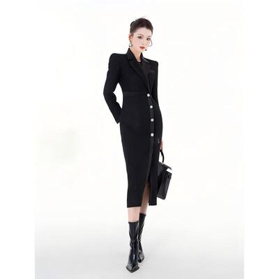 2025秋冬季新款加绒加厚法式轻奢名媛小香风别致连衣裙DM0265