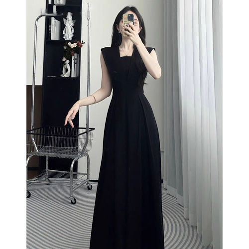 2026春季新款赫本风气质感穿搭高级感收腰显瘦无袖连体裤女D1704