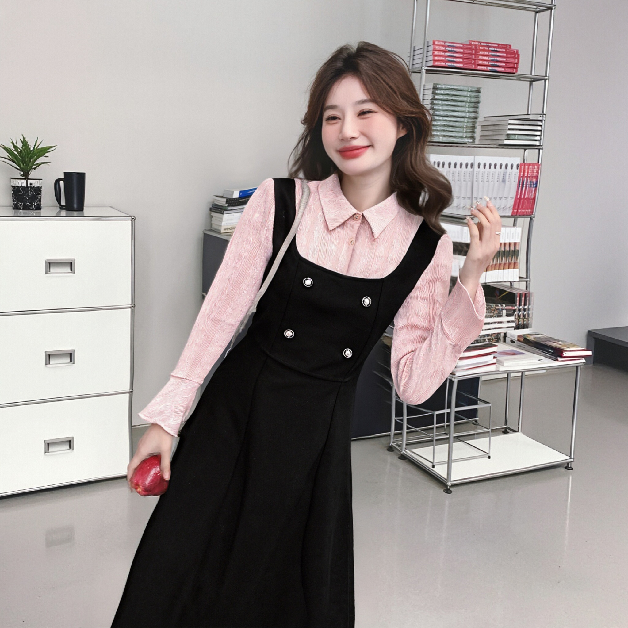 穿搭气质假两件包臀裙子2025秋季新款法式复古鱼尾连衣裙D3555