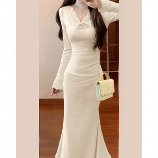 针织连衣裙女装秋冬季2025新款配大衣内搭打底长裙D4211