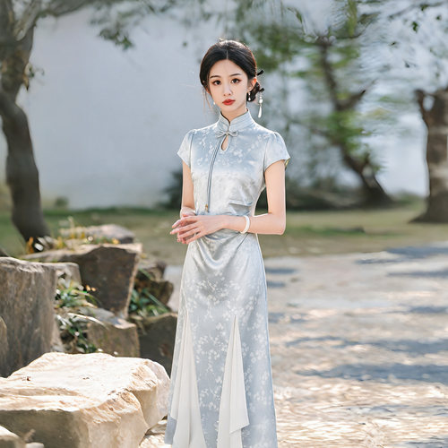 2026夏季新中式收腰修身国风女士时尚别致独特巨好看连衣裙D7694