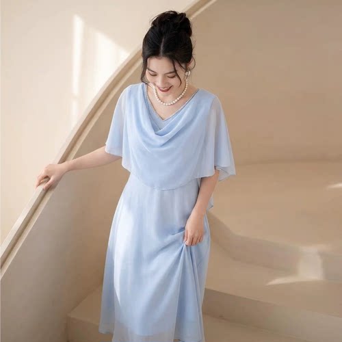 有里布2026夏季新款女法式温柔风轻奢设计感收腰显瘦连衣裙D6081