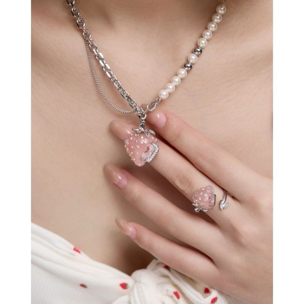 莓巧系列奶油草莓珍珠项链小众高级锁骨链设计感新款装饰项链戒指