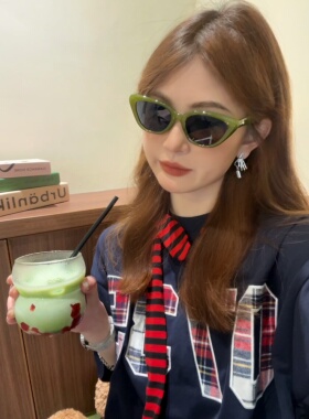 CDLM陈大刘芒 显白果冻绿！猫眼墨镜女辣妹凹造型眼镜街拍太阳镜