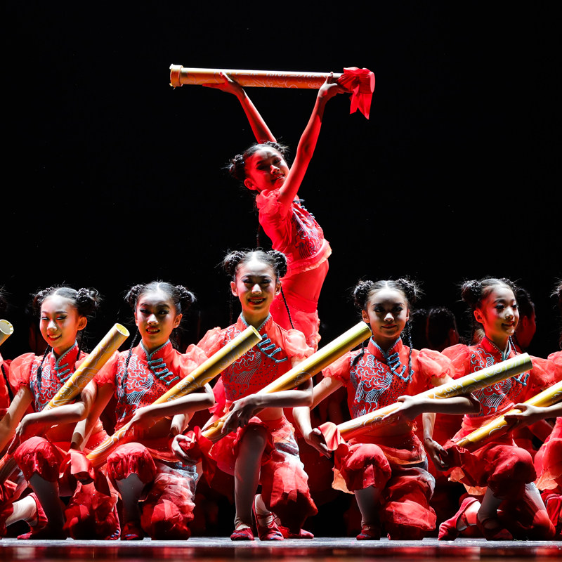 第十届小荷风采渔鼓娃娃舞蹈演出服儿童喜庆开门红民族秧歌表演服