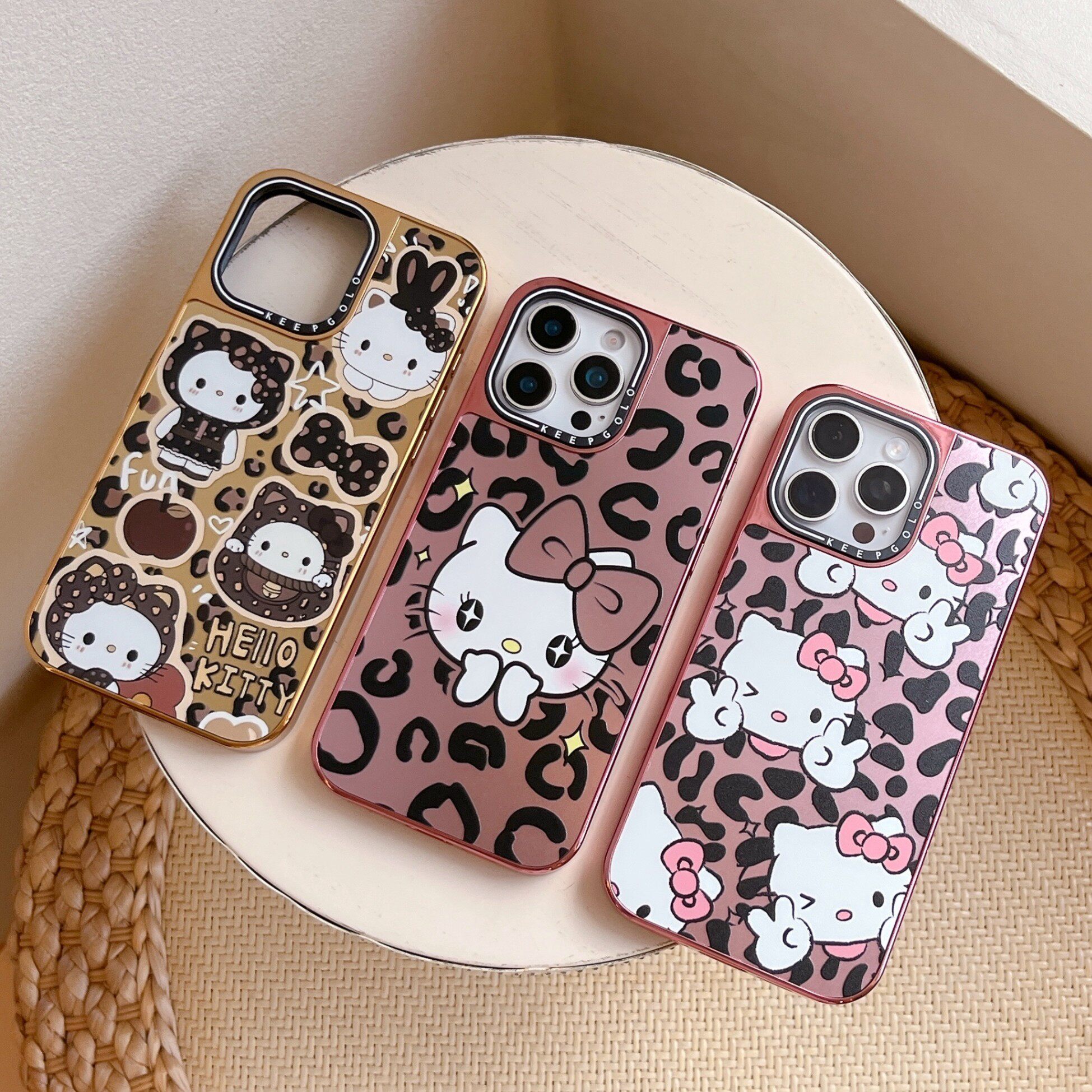 豹纹HelloKitty镜面手机壳适用苹果16Promax/15Promax卡通15/16防摔13保护套15Plus磁吸iphone15Pro/16Pro潮