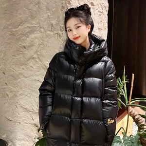 黑金羽绒服男女过膝长款2023新款亮面黑色加厚鸭绒面包服冬季外套