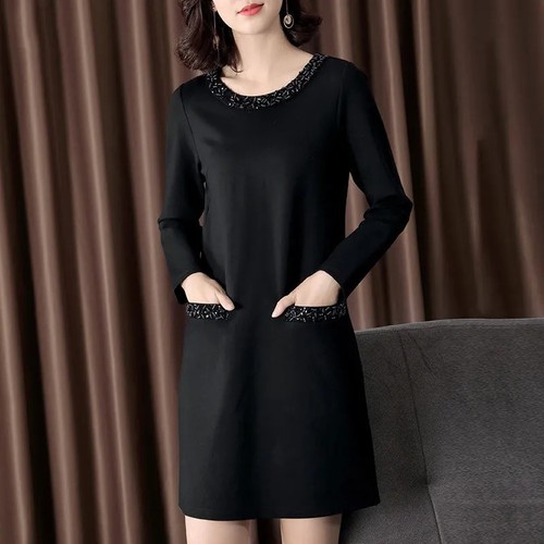 高端大码女装2025春秋新款微胖妹妹mm钉珠显瘦直筒连衣裙洋气减龄