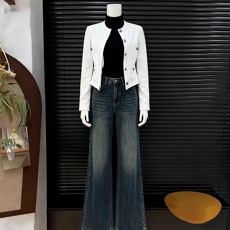 高级感小众白色明线撞色外套