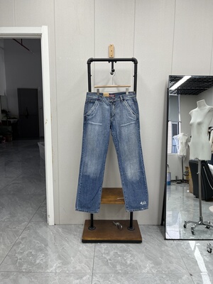 牛仔裤直筒破洞款春秋系列无弹力休闲百搭高腰款