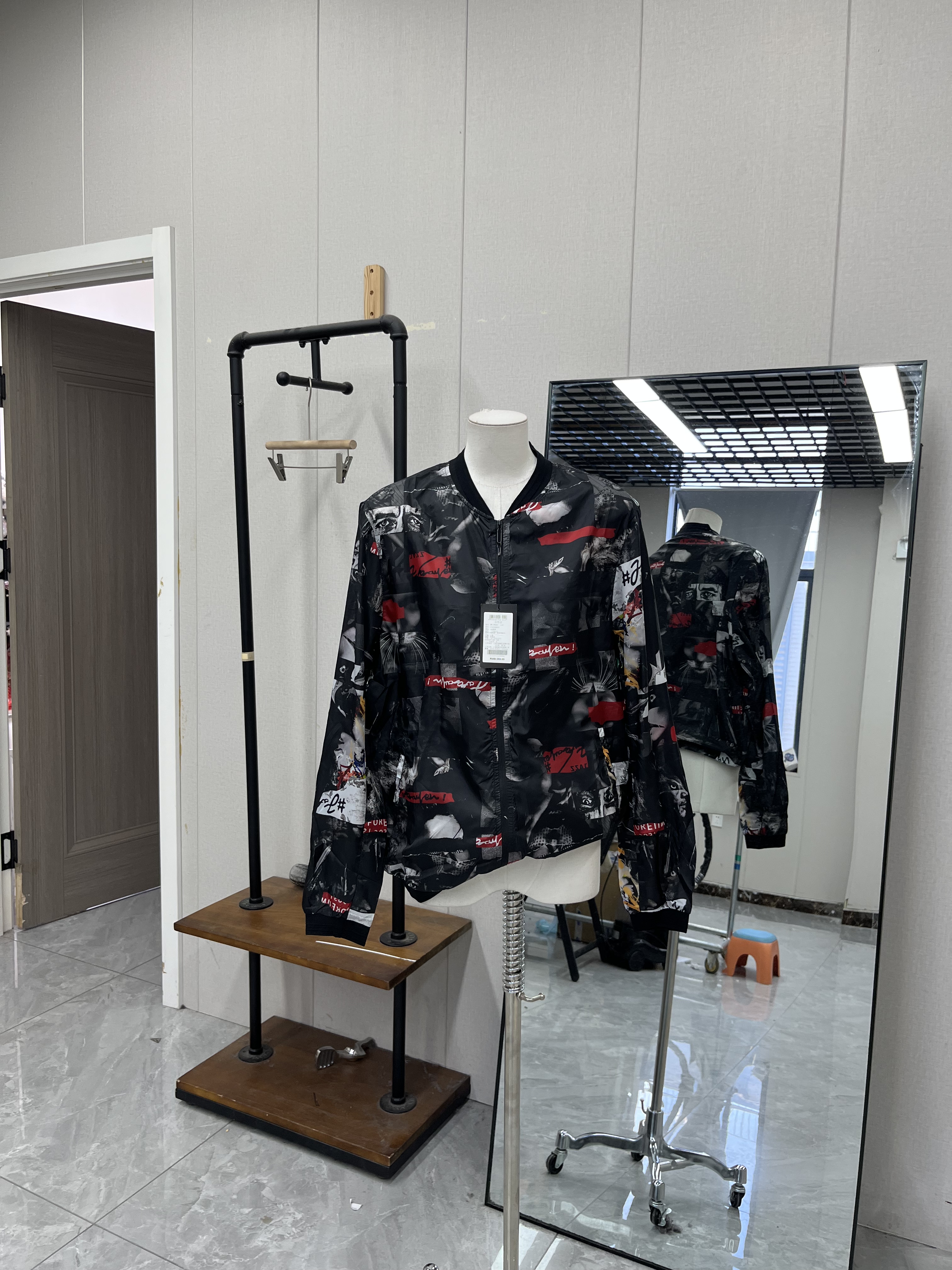 男士夹克外套轻薄款印花时尚休闲宽松复古减龄潮流