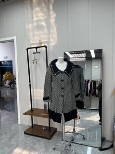 娃娃领高级呢料长款外套蝴蝶结下摆蕾丝钉珠秋冬