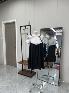 显瘦 连衣裙绸面面料时尚 简约小香风短袖 拼接色系款