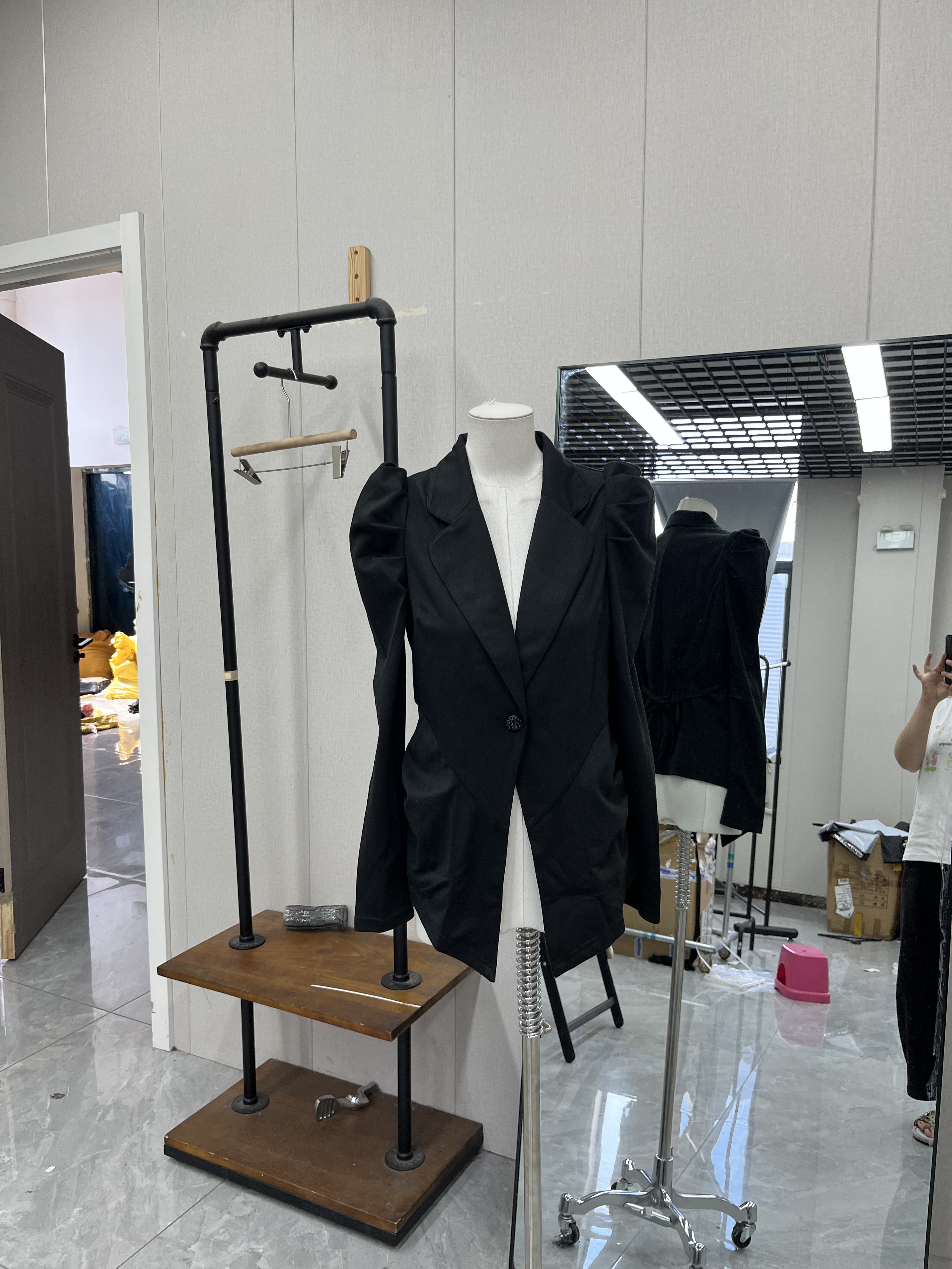 女款修身显瘦西装外套春秋季小个子通勤气质百搭上衣