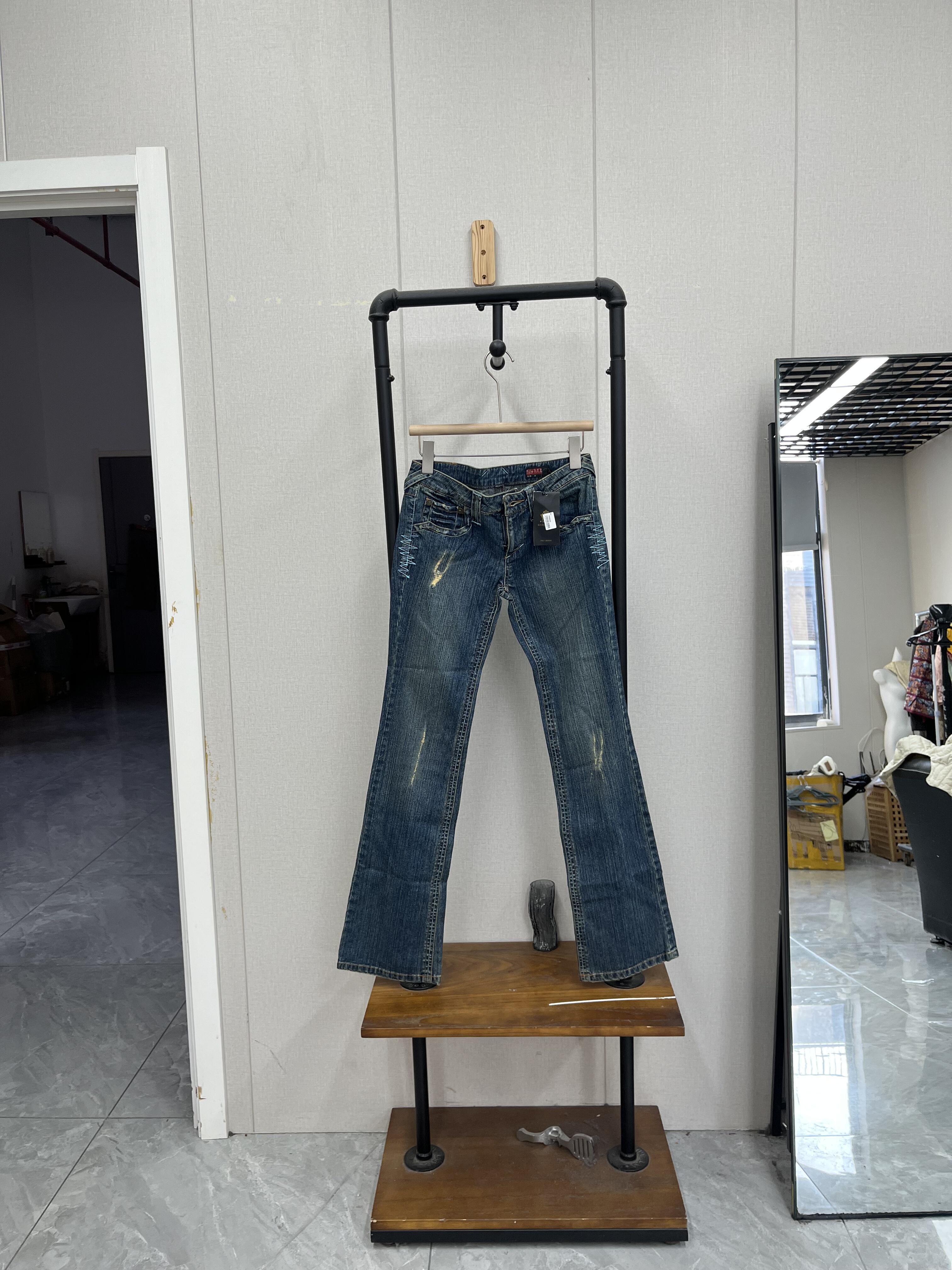 复古低腰牛仔微喇休闲裤长裤春秋精致千禧辣妹显瘦款