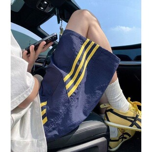 夏季薄款短裤男款外穿冰丝速干条纹五分裤子运动青少年男生沙滩裤
