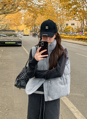 2025秋冬新款灰色毛呢高级感显瘦加厚羽绒棉服女马甲时尚外穿背心