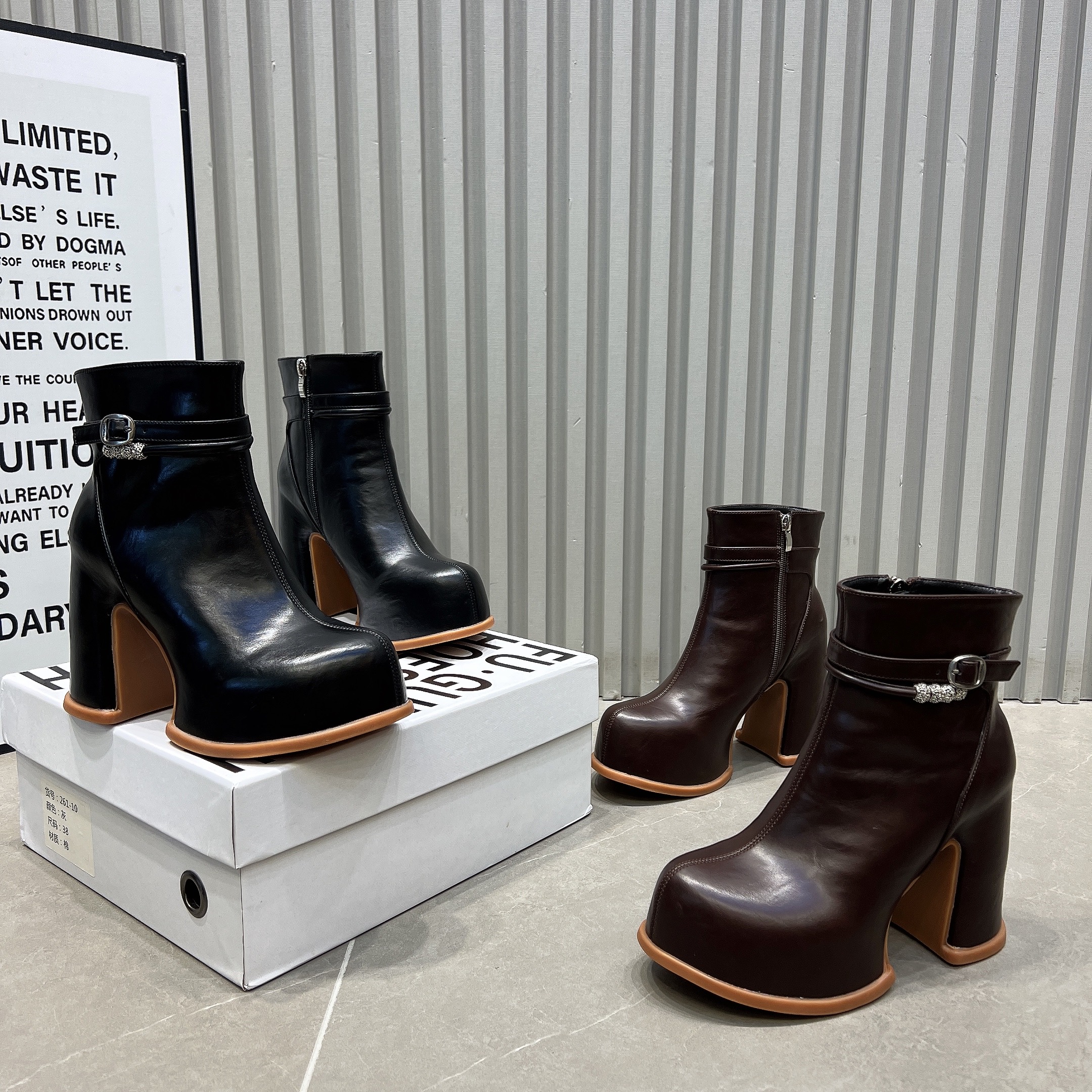 10cm超高跟短靴女鞋2025新款真皮厚底粗跟时装马丁靴加绒切尔西靴