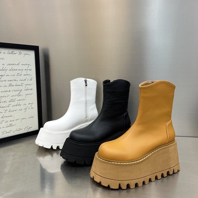 厚底松糕马丁靴女2025新款圆头小个子增高机车靴瘦瘦短靴切尔西靴
