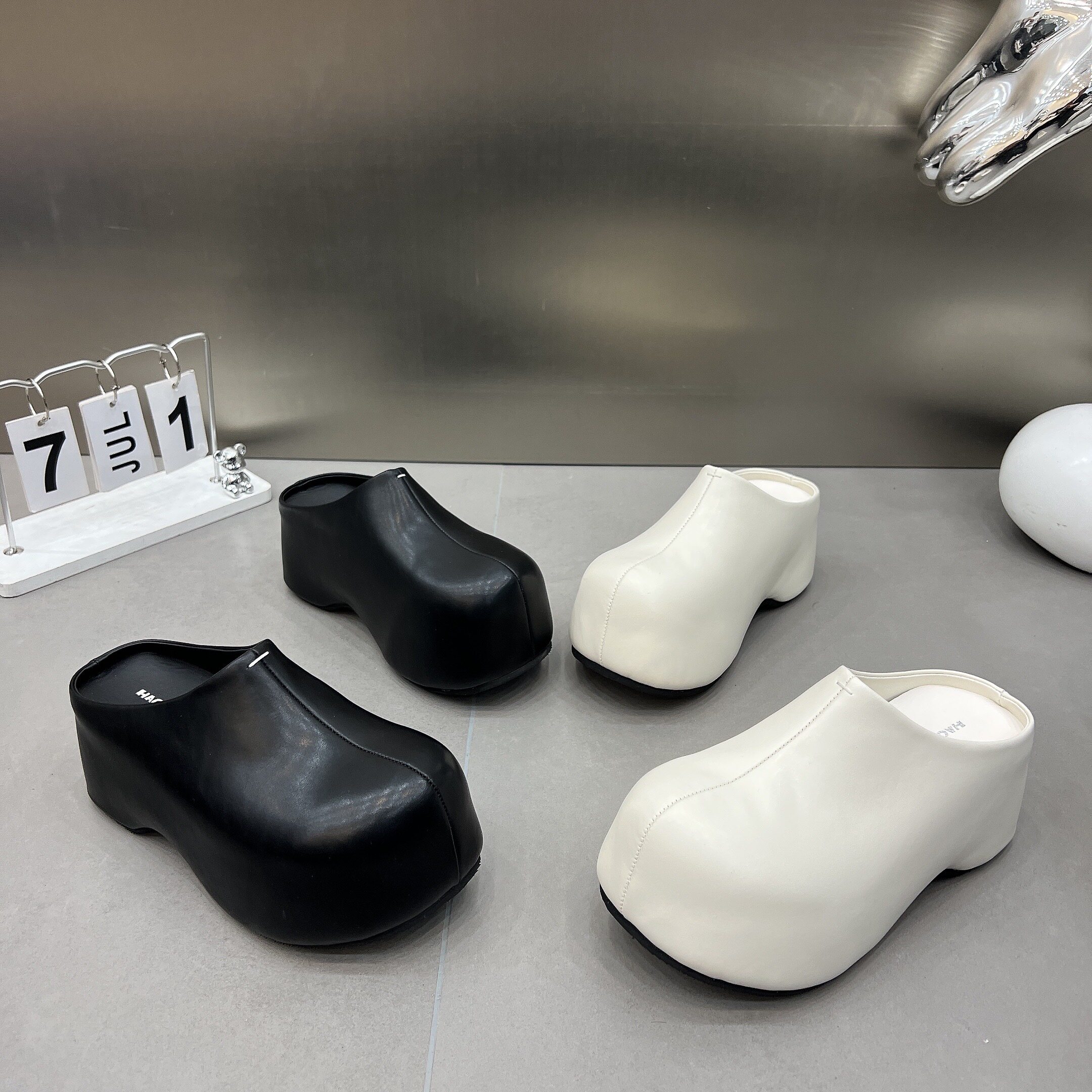 5cm厚底内增高包头半拖鞋女2026新款大头休闲鞋小个子懒人穆勒鞋