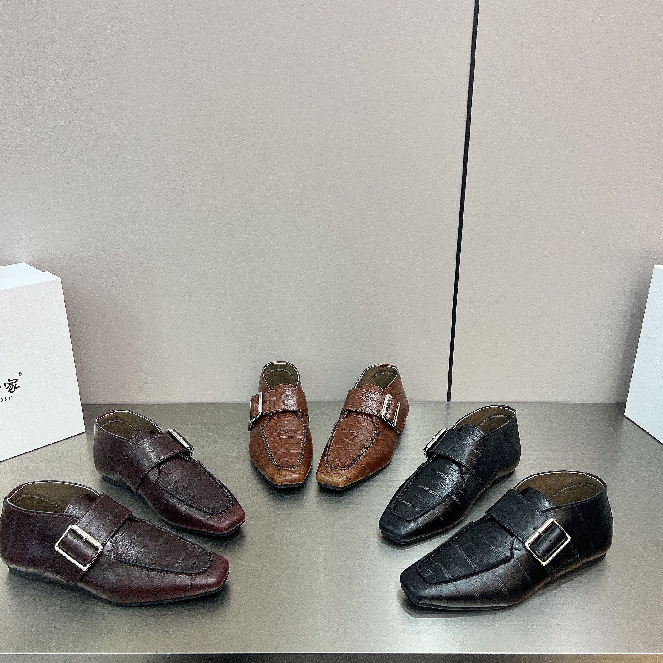 欧货复古深口方头单鞋女2026新款真皮平底乐福鞋皮带扣时尚小皮鞋,女鞋,深口单鞋,淘宝优惠券,粉丝福利购,淘宝优惠卷