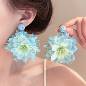 民族风夸张蓝色大花朵耳钉女度假拍照显脸小耳环高级感时尚 耳饰